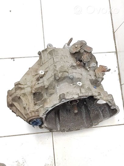 Mitsubishi Colt Mechaninė 5 pavarų dėžė T001352097