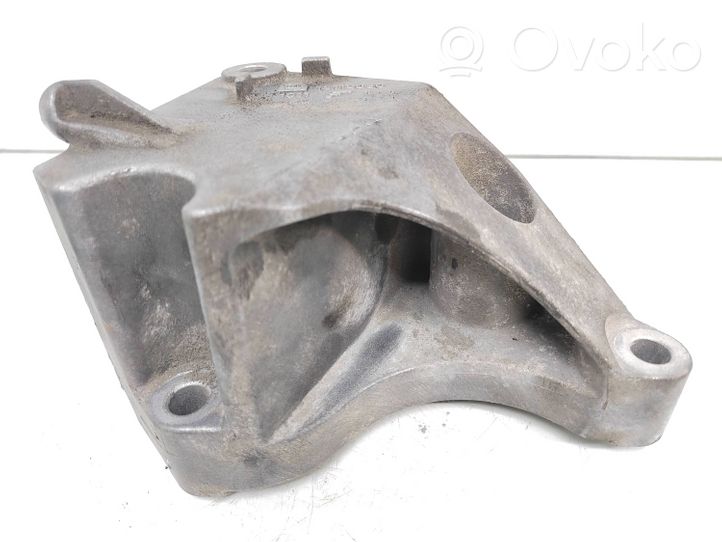 Opel Vectra C Support de boîte de vitesses 13112030