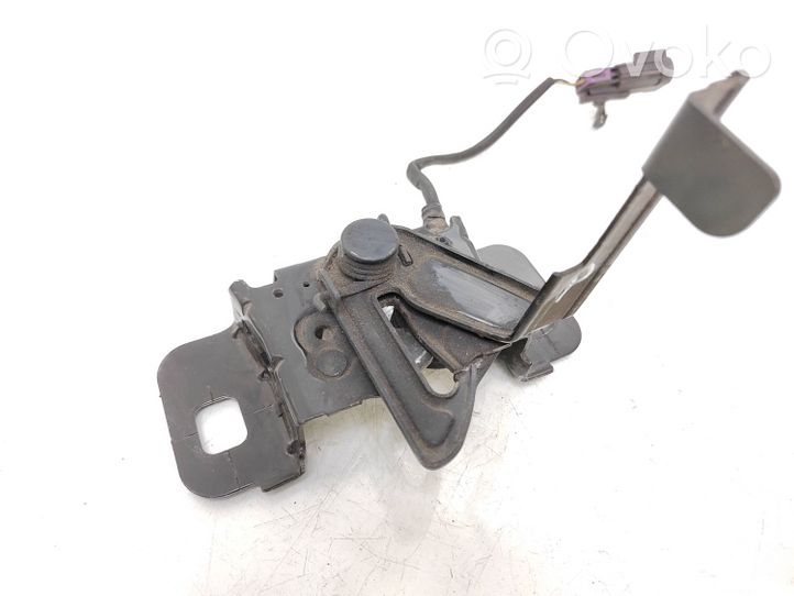 Chevrolet Orlando Engine bonnet/hood lock/catch 