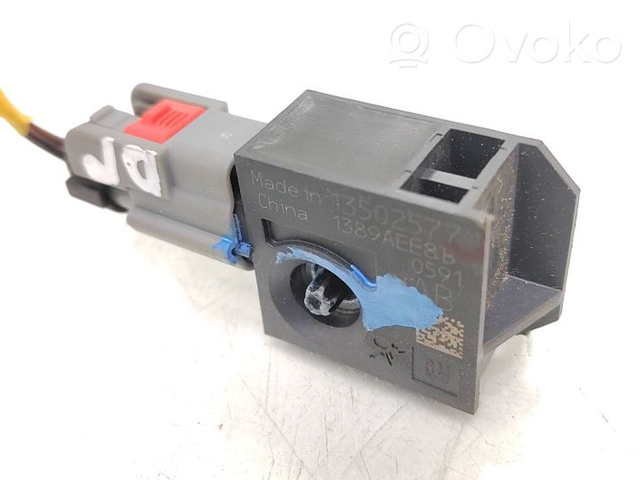 Chevrolet Orlando Airbag deployment crash/impact sensor 13502577