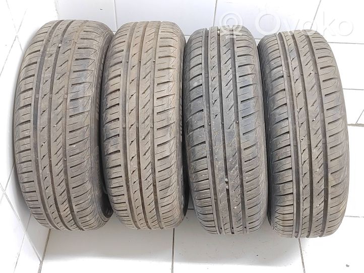 Volkswagen Golf I R14 summer tire 