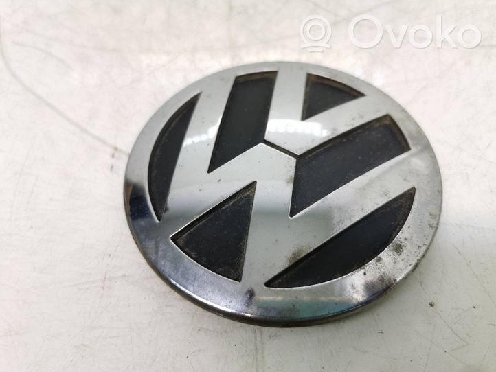 Volkswagen PASSAT B6 Logo, emblème de fabricant 3C9853630b