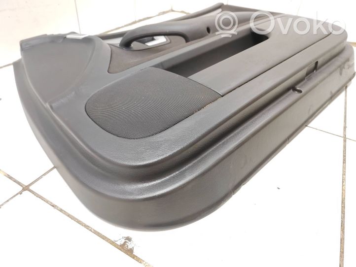 Audi A4 S4 B7 8E 8H Rivestimento del pannello della portiera anteriore 8E1867106B