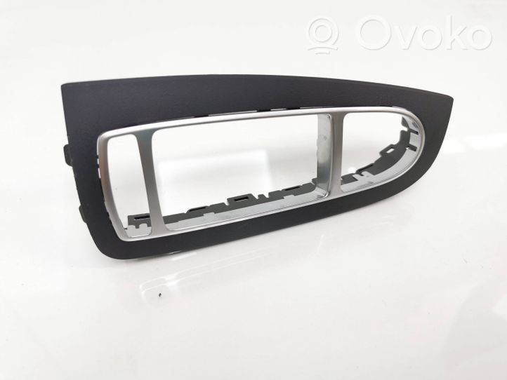 Mercedes-Benz EQC Support bouton lève vitre porte avant A2057200548