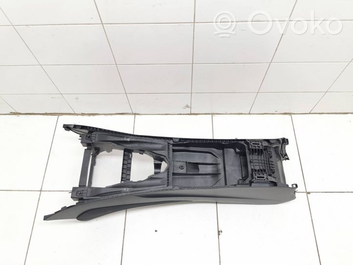 Mercedes-Benz EQC Keskikonsoli A2936801500