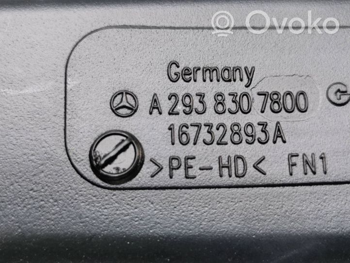 Mercedes-Benz EQC Ohjaamon sisäilman ilmakanava A2938307800