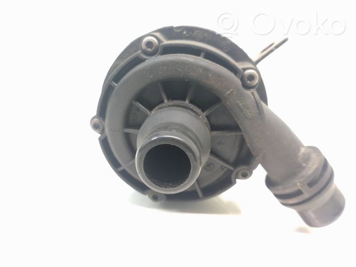 Mercedes-Benz EQC Pompe à eau de liquide de refroidissement A0005002686