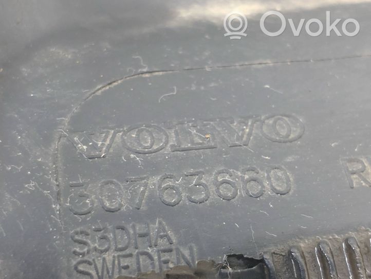 Volvo XC70 Aizmugurē durvju dekoratīvā apdare (moldings) 30763660