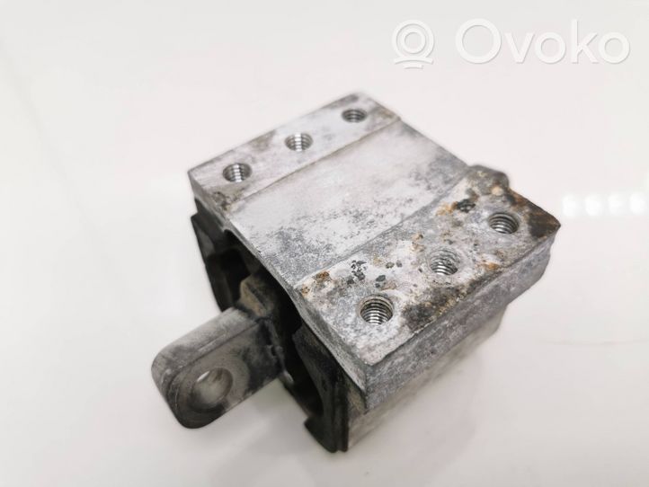 Mercedes-Benz Vito Viano W639 Supporto della scatola del cambio 26776