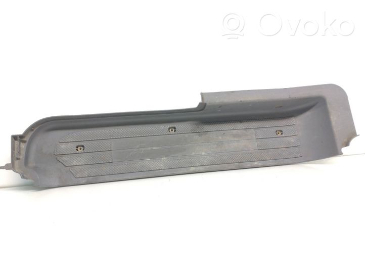 Mercedes-Benz Vito Viano W639 Takaoven kynnyksen suojalista A6396860110