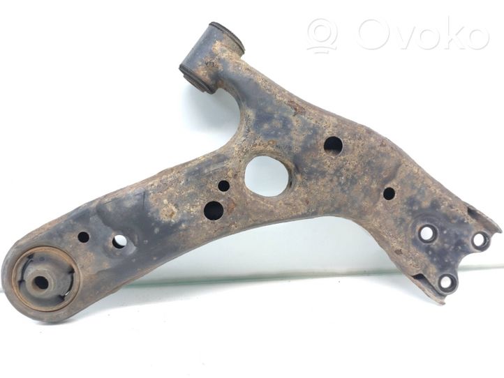 Toyota Auris E180 Braccio di controllo sospensione anteriore inferiore/braccio oscillante 4865502060