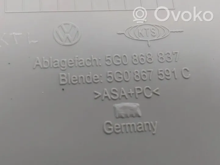 Volkswagen Tiguan Illuminazione sedili anteriori 5G0868837