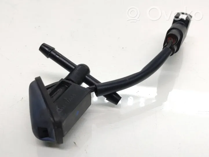 Ford Focus Ugello a spruzzo lavavetri per parabrezza Bm5117666