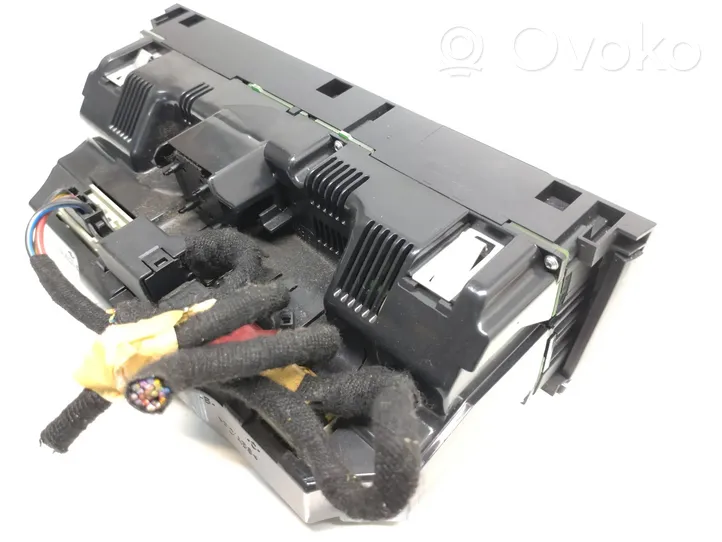 Audi A6 Allroad C6 Climate control unit 4F1820043AG