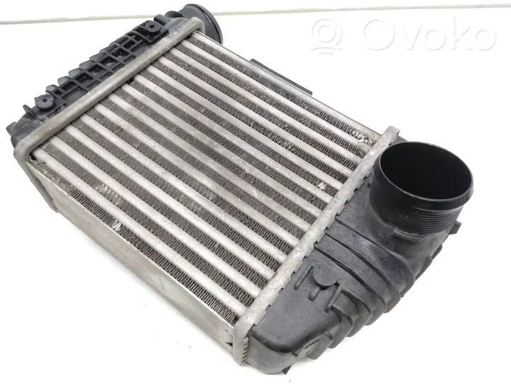 Audi A6 Allroad C6 Chłodnica powietrza doładowującego / Intercooler 4F0145806R