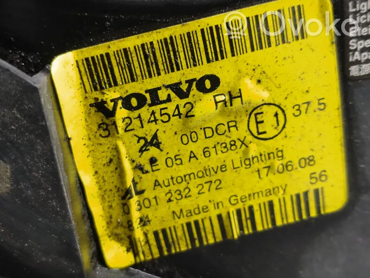 Volvo C30 Priekinis žibintas 0301232272