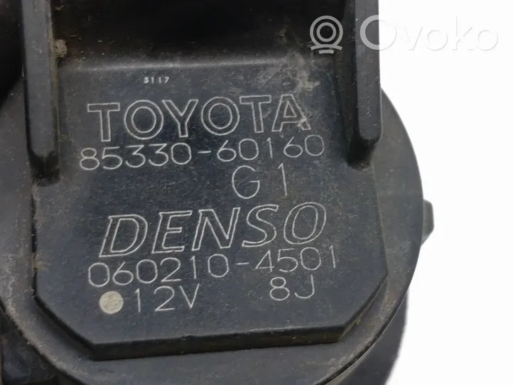 Toyota RAV 4 (XA30) Pompa spryskiwacza szyby przedniej / czołowej 8533060160