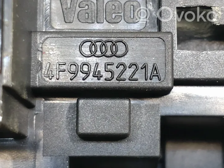 Audi A6 Allroad C6 Porte ampoule de feu arrière 4F9945221A
