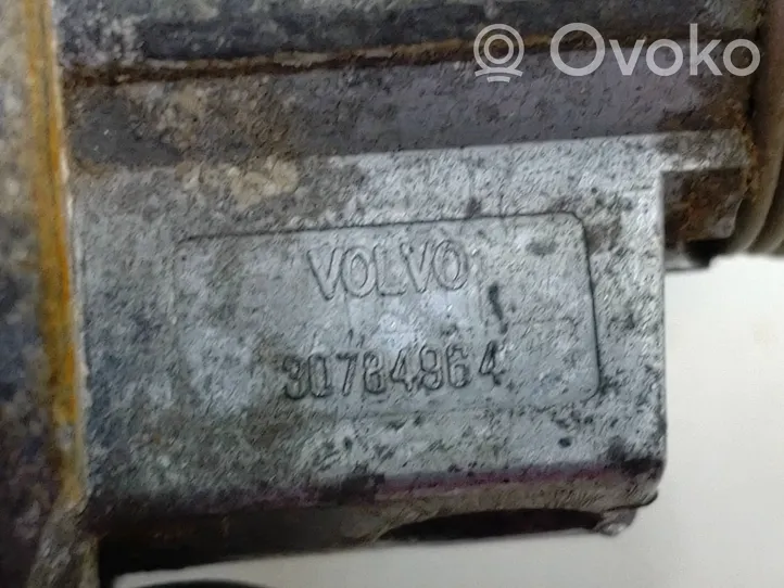 Volvo XC70 Etuoven lukko (kahvan vieressä) 30784964