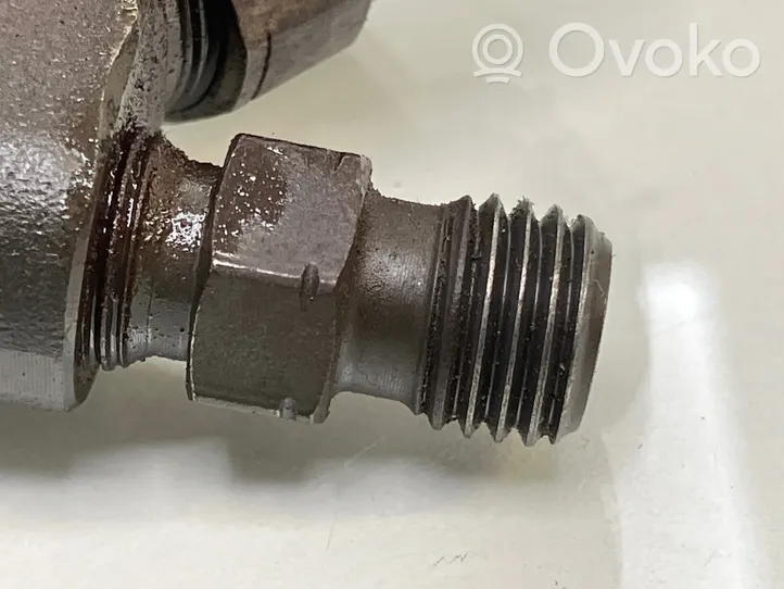 Volvo XC70 Injecteur de carburant 30777526