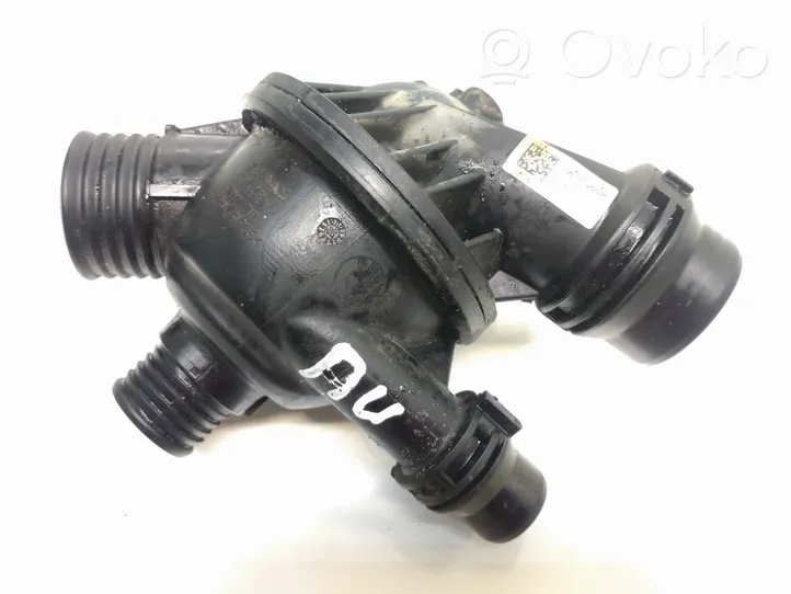 BMW 1 E81 E87 Termostaatin kotelo 7552403