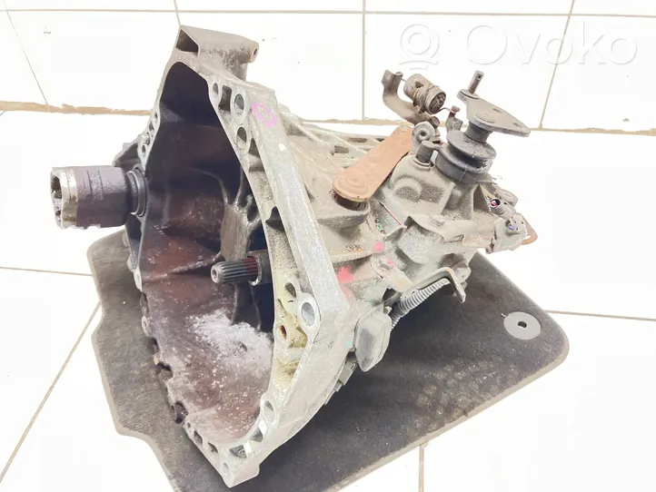 Toyota Aygo AB10 Mechaninė 5 pavarų dėžė 20TT01