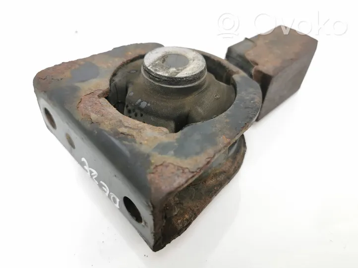 Toyota Avensis T250 Supporto della scatola del cambio 123610r030