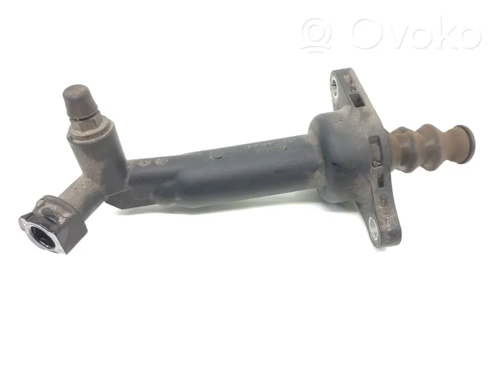 Volkswagen Up Clutch slave cylinder 1S0721261B