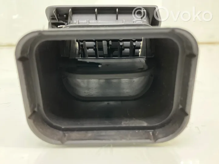Volvo C30 Moldura protectora de la rejilla de ventilación lateral del panel 506001