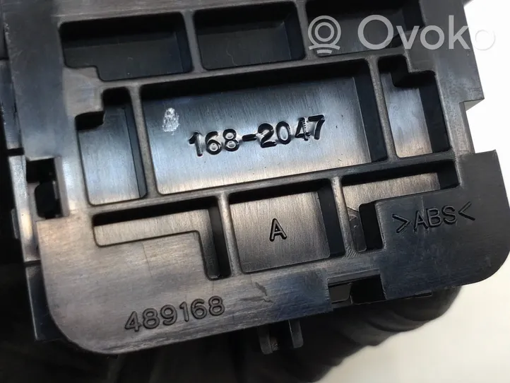 Toyota Auris E180 Seat belt warning relay 489168