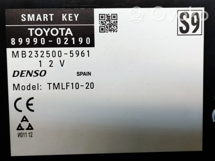 Toyota Auris E180 Beraktės sistemos KESSY (keyless) valdymo blokas/ modulis 8999002190