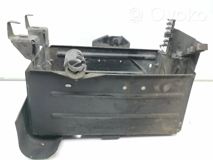 Opel Vivaro Battery box tray 65218