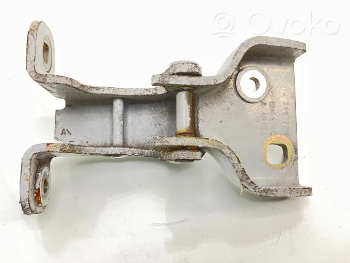 Opel Vivaro Cerniera inferiore della portiera anteriore GM66380