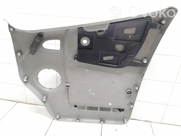 Opel Vivaro Rivestimento del pannello della portiera anteriore 91165801