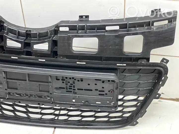 Hyundai i30 Grille inférieure de pare-chocs avant 865612L010