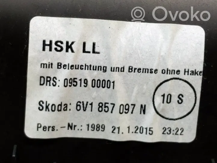 Skoda Fabia Mk3 (NJ) Hansikaslokero 6V1857097H