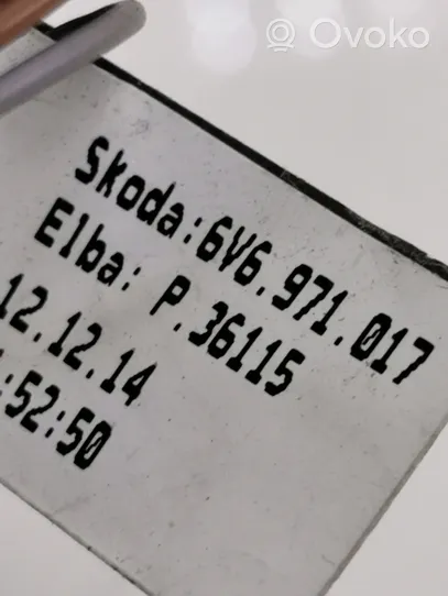 Skoda Fabia Mk3 (NJ) Porte ampoule de feu arrière 6V9945257