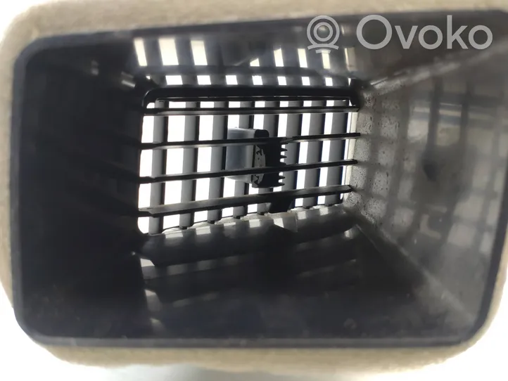 Opel Astra H Moldura protectora de la rejilla de ventilación lateral del panel GN71114010