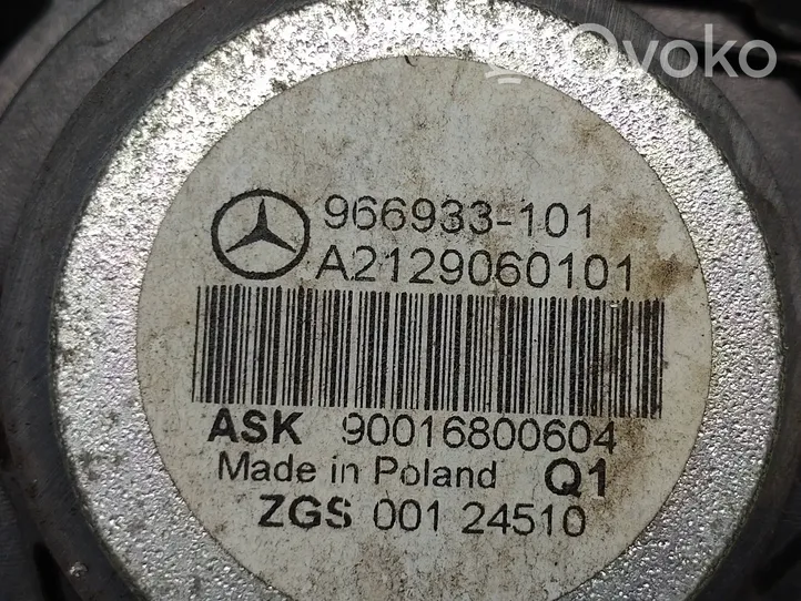 Mercedes-Benz E W212 Garsiakalbis (-iai) galinėse duryse A2129060101