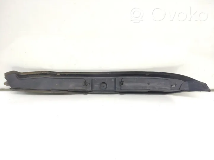 Volkswagen Cross Polo Fender end trim 6R0821111B