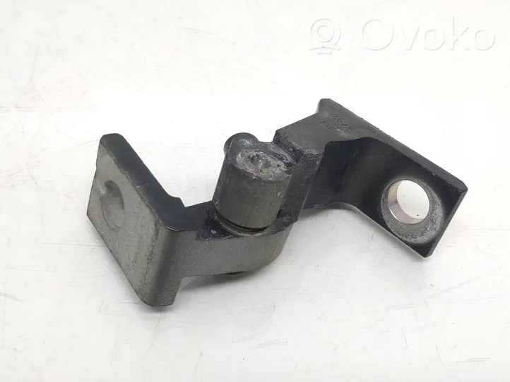 Volkswagen Cross Polo Front door upper hinge 