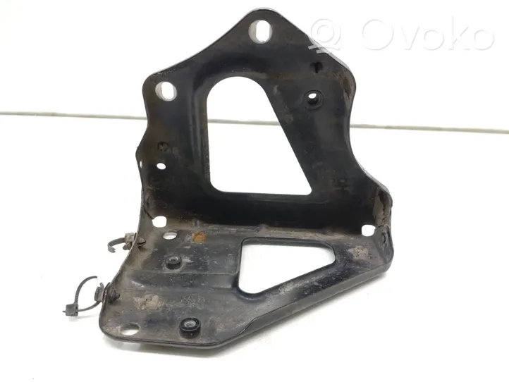 Audi A6 S6 C6 4F Supporto di montaggio del parafango 4F0821136A