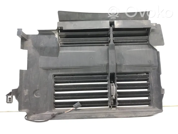 Ford Focus Déflecteur d'air de radiateur de refroidissement BM518475CE