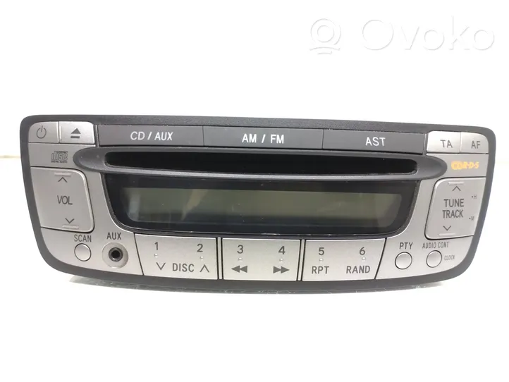 Toyota Aygo AB10 Unité principale radio / CD / DVD / GPS 861200H010