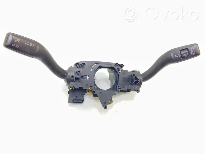 Audi A4 S4 B7 8E 8H Leva/interruttore dell’indicatore di direzione e tergicristallo 8E0953549Q