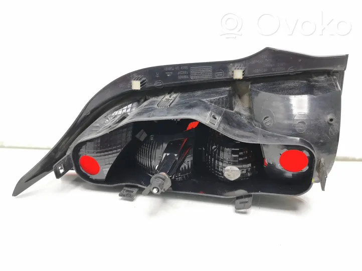 Volkswagen Up Lampa tylna 1S0945096D