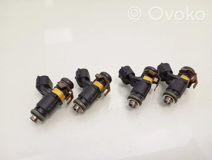 Skoda Octavia Mk2 (1Z) Injecteur de carburant 036906031AG