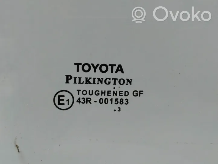 Toyota Auris E180 Vetro del finestrino della portiera posteriore 43R001583