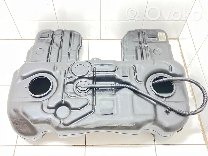 BMW X5 E70 Serbatoio del carburante 7114253