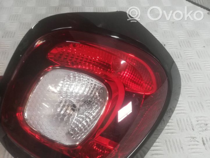 Smart ForTwo III C453 Feux arrière / postérieurs 265502707R